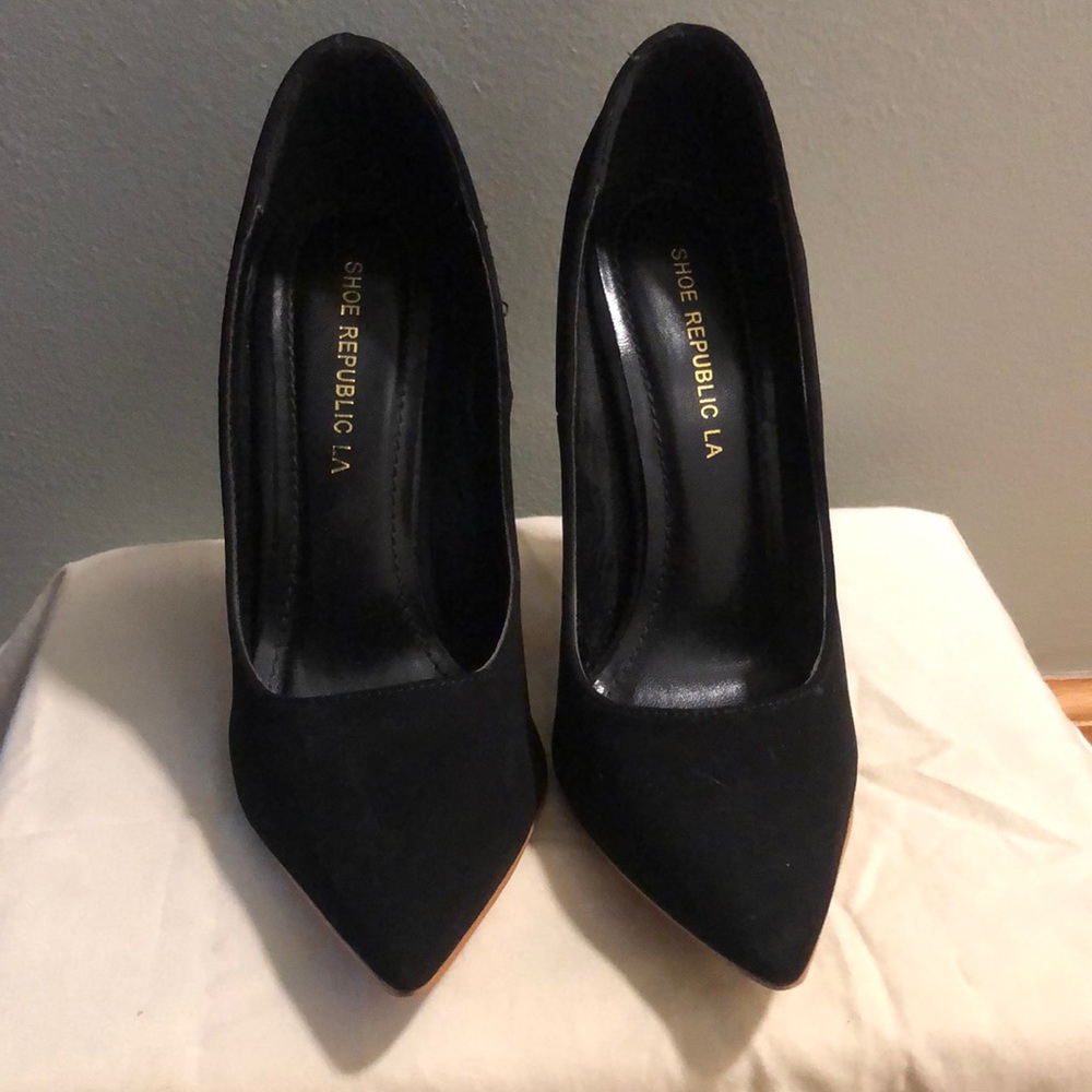 Black shoe republic la